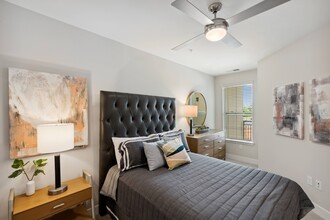 The Point at Fairfax in Fairfax, VA - Building Photo - Interior Photo