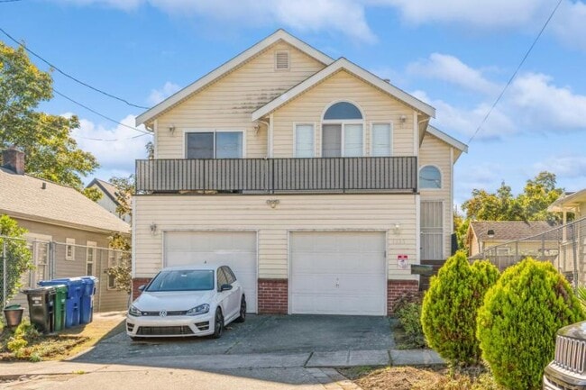 property at 1933 S Waite St