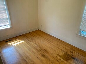 E10860 S Gasser Rd in Baraboo, WI - Building Photo - Building Photo