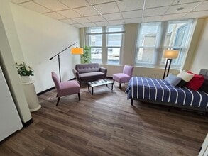 Sixth & Pine Building in Seattle, WA - Foto de edificio - Interior Photo