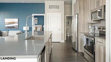 1900 Airport Commerce Dr, Unit 3202 in Austin, TX - Building Photo - Building Photo