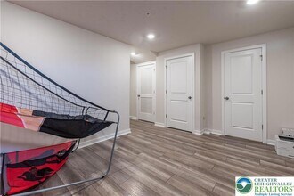 4936 Brookside Ct in Coopersburg, PA - Foto de edificio - Building Photo