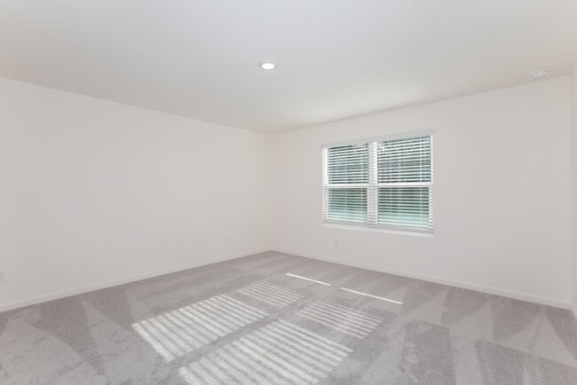 property at 2544 Coventry St SW