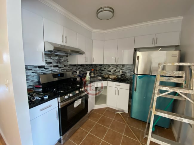 property at 286 Balcom Ave