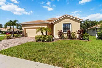 1480 Mossy Oak Dr in North Port, FL - Building Photo - Building Photo