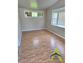 2075 Alton St in Beech Grove, IN - Building Photo - Building Photo