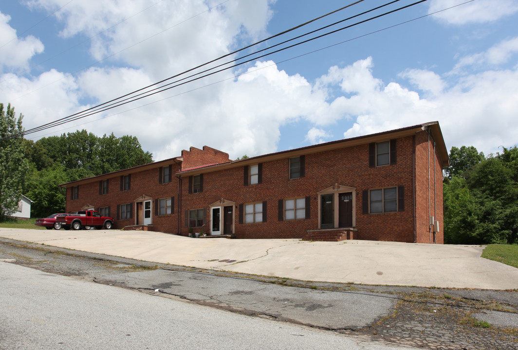 1317 White St in Lexington, NC - Building Photo