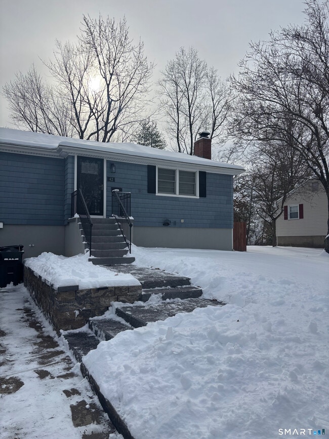 property at 42 Northbrick Ln