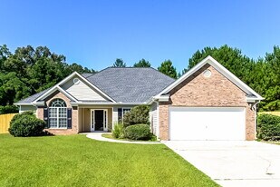 5567 Katherine Village Dr in Ellenwood, GA - Building Photo