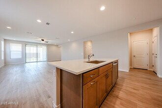 25491 N 172nd Ln in Surprise, AZ - Building Photo - Building Photo