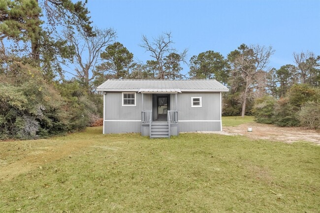 property at 1478 Apache Dr