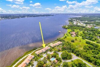 2560 NW Seagrass Dr in Palm City, FL - Building Photo - Building Photo