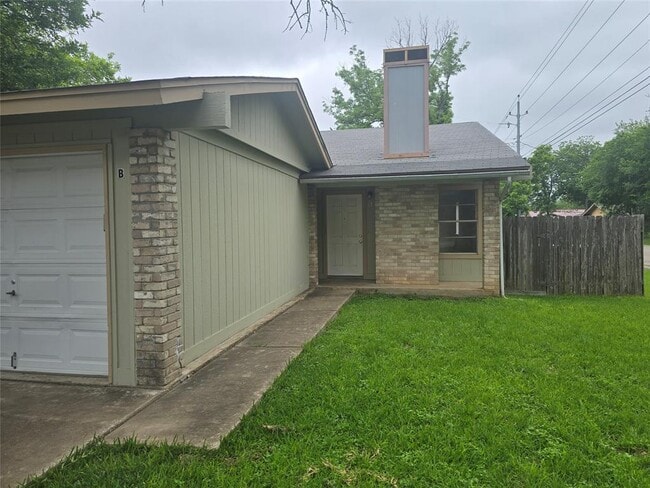 property at 420 Vista W Ct