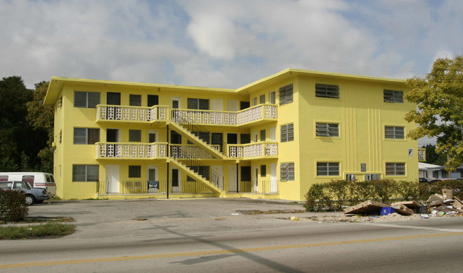 4980 NW 2nd Ave in Miami, FL - Foto de edificio - Building Photo