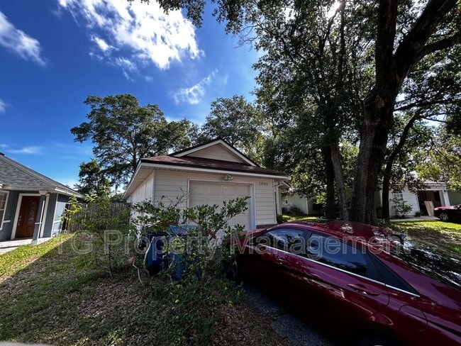 11181 Mikris Dr S in Jacksonville, FL - Building Photo - Building Photo