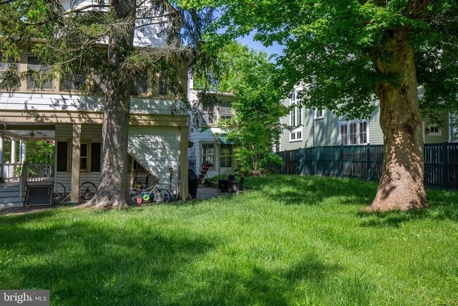 property at 304 W German St