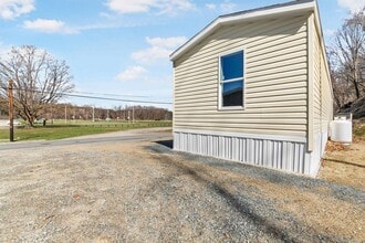 56 S Court St in Haverhill, NH - Building Photo - Building Photo