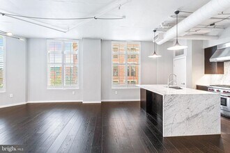 1205 N Garfield St in Arlington, VA - Building Photo - Building Photo