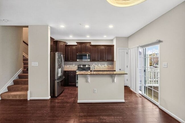 11530 Sulphur Hills Pl in Waldorf, MD - Building Photo - Building Photo