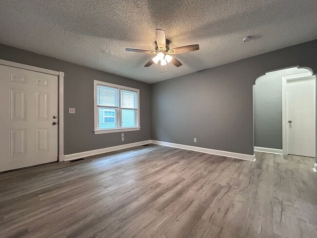 1228 Commerce Ave in Chesapeake, VA - Building Photo - Building Photo