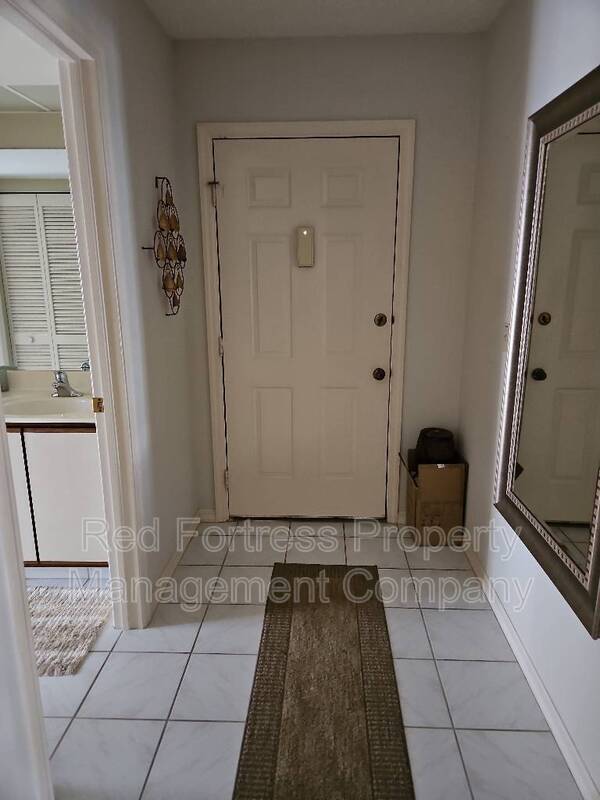 14977 River Edge Ct in Ft. Myers, FL - Building Photo - Building Photo