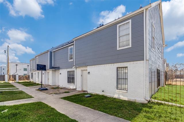 property at 4618 San Jacinto St