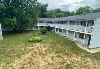 520 Massillon in Akron, OH - Foto de edificio - Building Photo