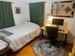 103 Beacon St, Unit 103 in Portland, ME - Foto de edificio - Building Photo