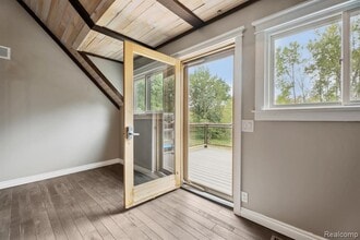 9824 Hidden Acres in South Lyon, MI - Building Photo - Building Photo