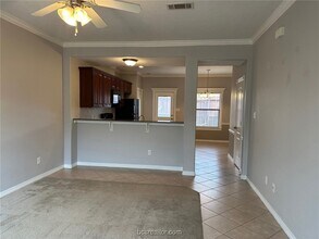 1000 Spring Loop, Unit 1604 in College Station, TX - Building Photo - Building Photo
