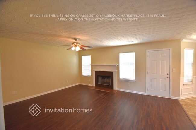 9326 Flowering Trail in Jonesboro, GA - Foto de edificio - Building Photo