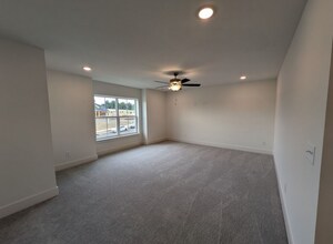 5025 Greentree Dr in Smyrna, TN - Building Photo - Building Photo