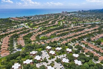 2410 24th Ct in Jupiter, FL - Building Photo - Building Photo