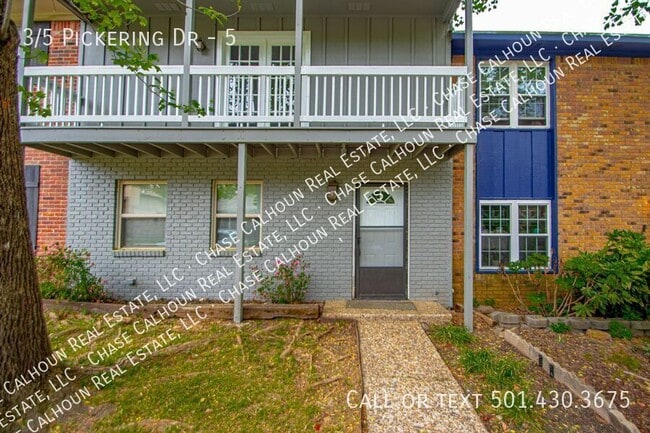 3-5 Pickering Dr