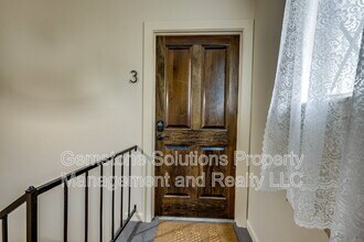 1011 Murfreesboro Rd in Franklin, TN - Building Photo - Building Photo