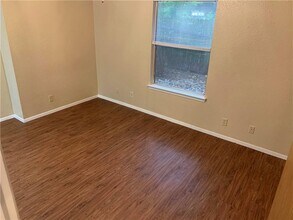 8009 Clydesdale Dr in Austin, TX - Building Photo - Building Photo