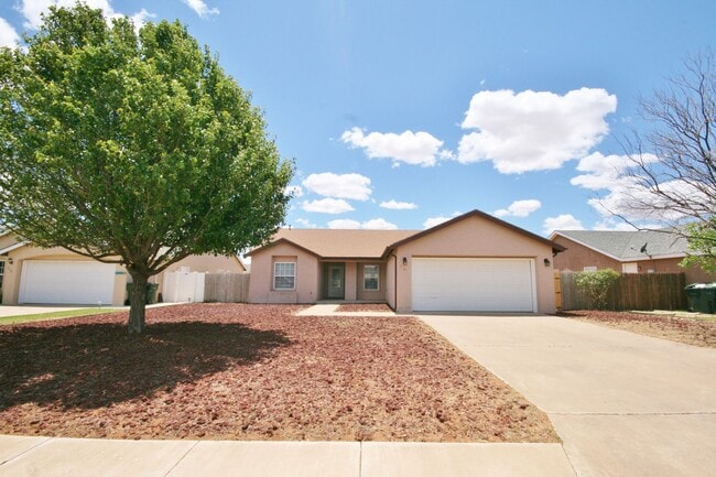 property at 2105 Hali Ln