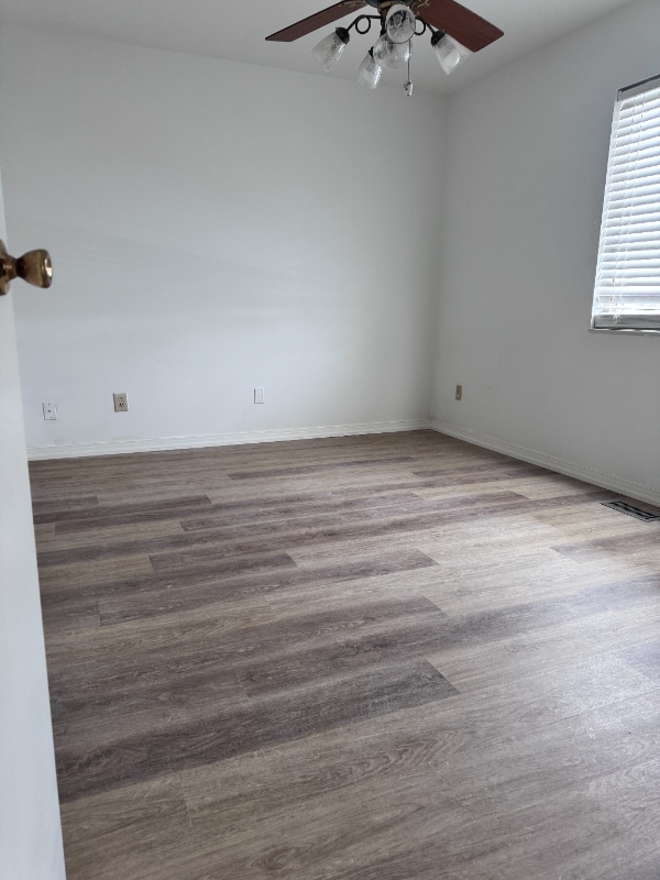 303 Highland Dr in Englewood, OH - Building Photo - Building Photo