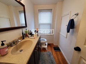 16 Silvey Pl, Unit 1 in Somerville, MA - Building Photo - Building Photo