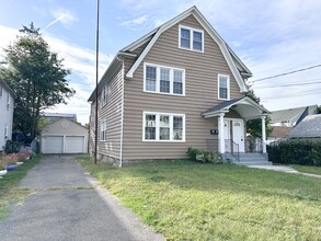 649 Huntington Rd in Bridgeport, CT - Building Photo - Building Photo