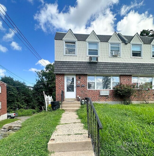 property at 419 W Jefferson St