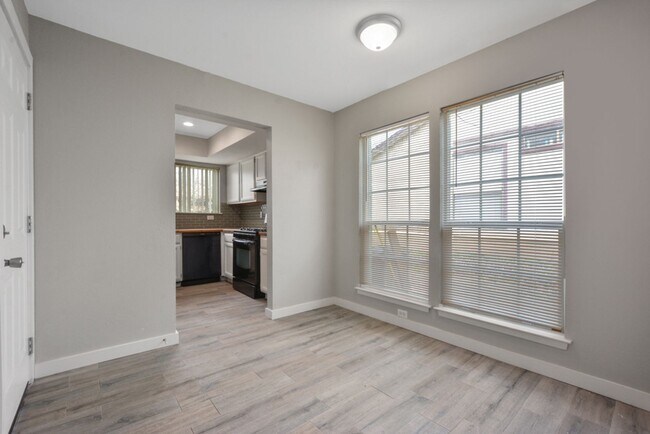 9011 Sanger Dr in Austin, TX - Building Photo - Building Photo