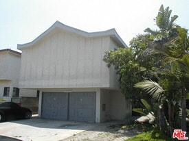 12488 Gilmore Ave in Los Angeles, CA - Building Photo