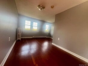 330 Bucks Hollow Rd in Mahopac, NY - Building Photo - Building Photo