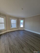 187 Hart St in New Britain, CT - Building Photo - Building Photo