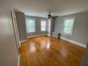67 Prospect St, Unit 2 in Somerville, MA - Building Photo - Building Photo