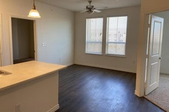 314 Castle Dr in Garland, TX - Building Photo - Building Photo