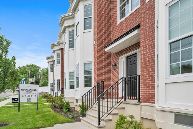 70 Ridgedale Ave in Morristown, NJ - Building Photo - Building Photo