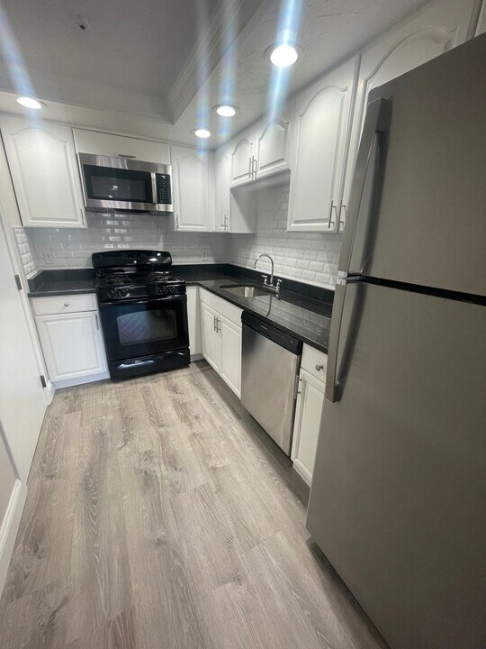 25 Kenmar Dr-Unit -25-37 in Billerica, MA - Building Photo