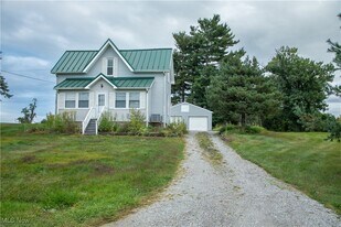 61781 W Tacoma Rd in Barnesville, OH - Building Photo